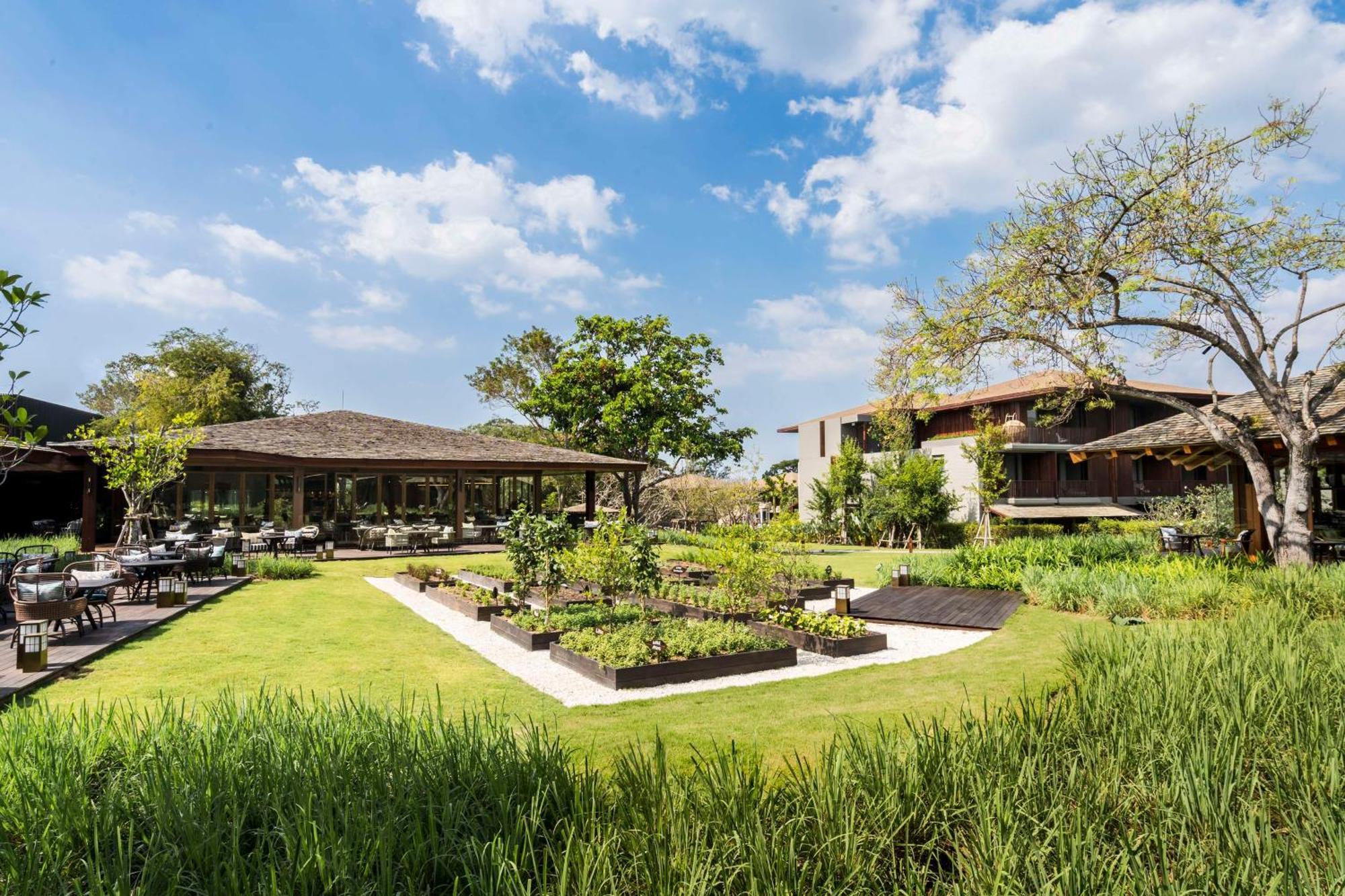 Andaz Pattaya Jomtien Beach, A Concept By Hyatt Exterior photo